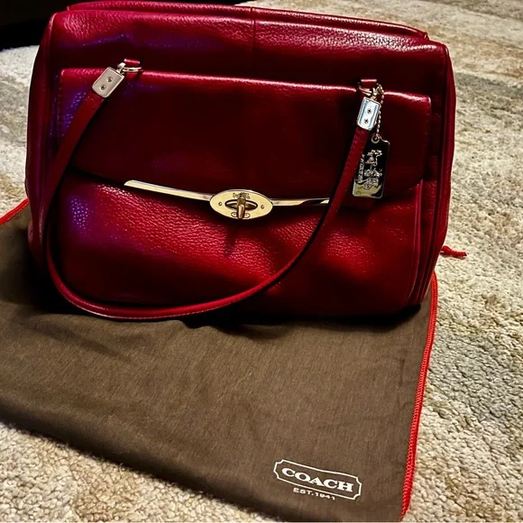 Coach Madison Madeline East West Berry Red Leather bag - Picture 2 of 8